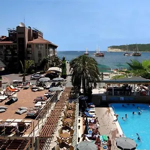 احجز هنا